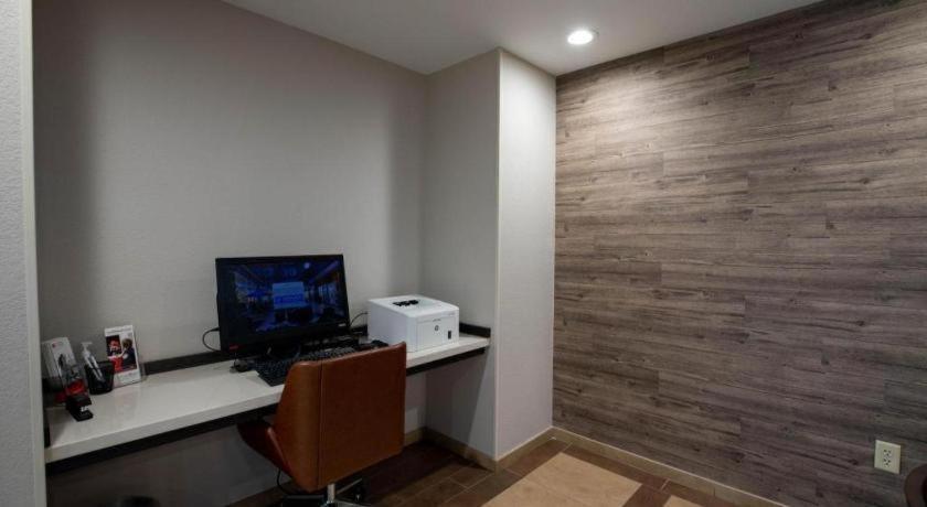 Candlewood Suites Saint Joseph By Ihg St. Joseph Exterior foto