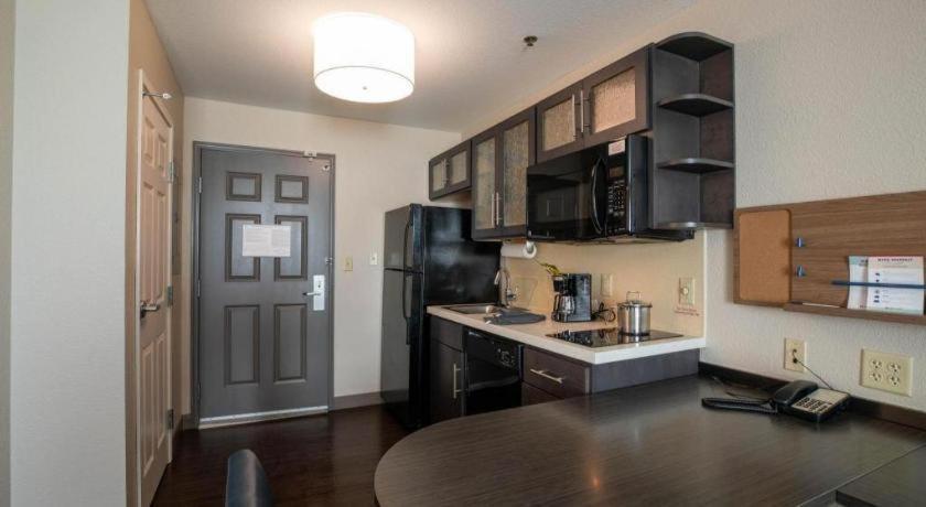 Candlewood Suites Saint Joseph By Ihg St. Joseph Exterior foto