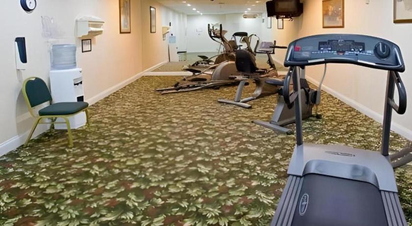 Candlewood Suites Saint Joseph By Ihg St. Joseph Exterior foto