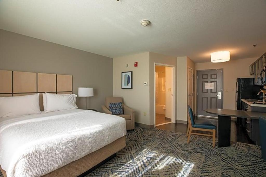 Candlewood Suites Saint Joseph By Ihg St. Joseph Exterior foto